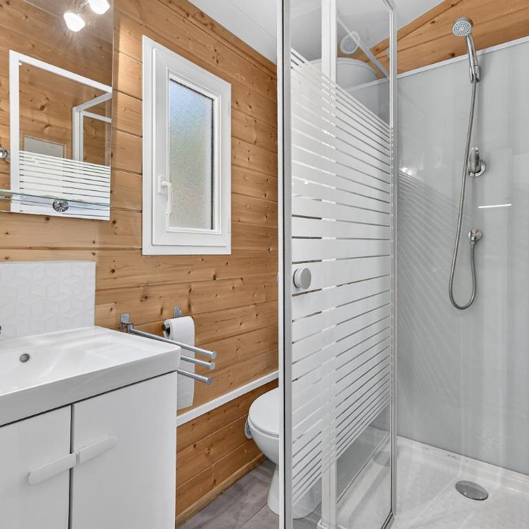 Gîtes à La Ferme Du Marquisat - Chambre Double - Vue sur Montagne - 14