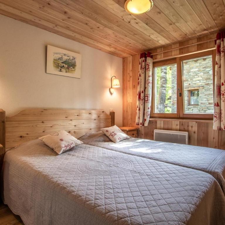 Chalet Les Lauzes - Appartamento Premium con 3 Camere da Letto e Balcone - 11