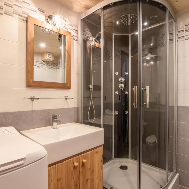 Chalet Les Lauzes - Appartamento Premium con 3 Camere da Letto e Balcone - 15