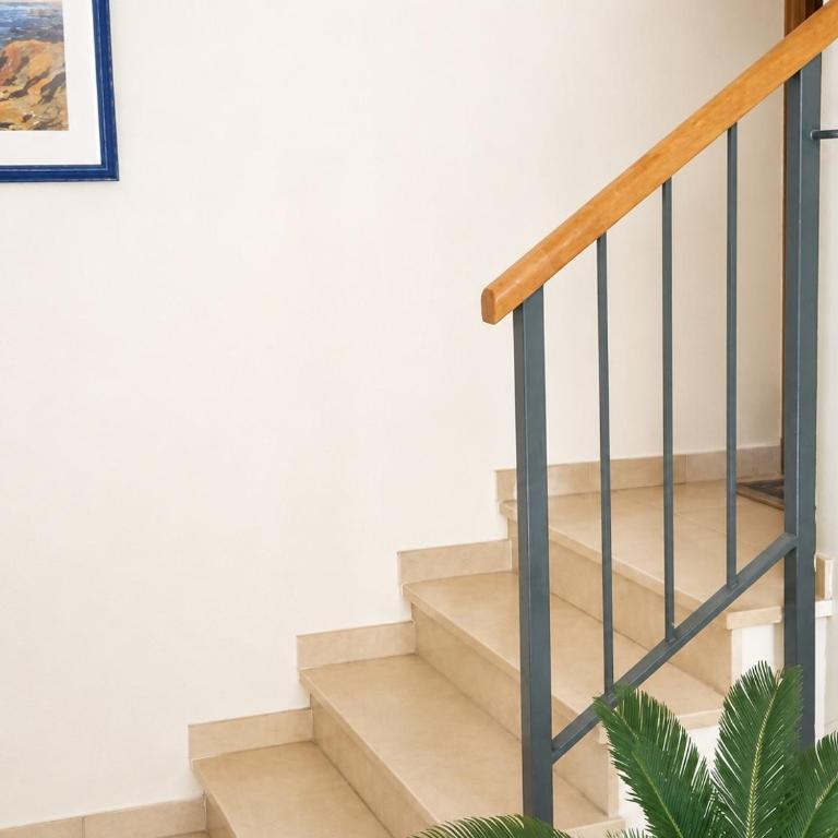 LETS HOLIDAYS Nice Apartment with 2 Terraces - Appartement 2 Chambres - 12
