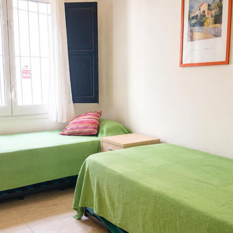 LETS HOLIDAYS Nice Apartment with 2 Terraces - Appartement 2 Chambres - 6