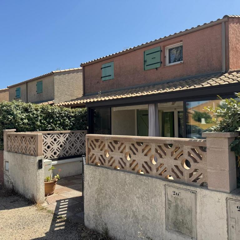 HOLIDAYLAND VILLA 207 RESIDENCE LES JARDINS D'ULYSSE CLIM 3 CHAMBRES 60 M2 - Villa - 1