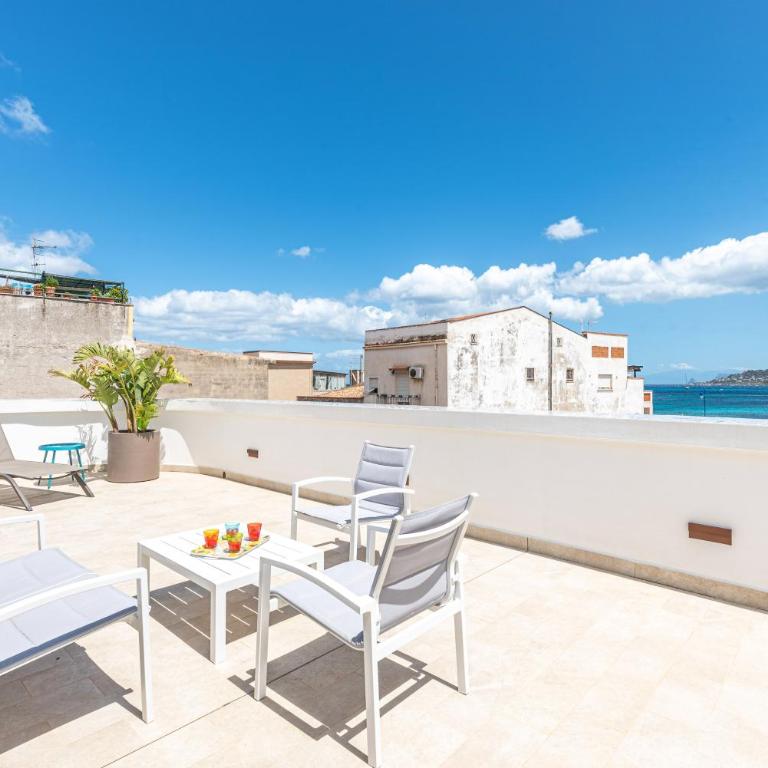 La Terrazza Del Sole di Mondello - Deluxe Doppelzimmer mit Balkon und Meerblick - 43