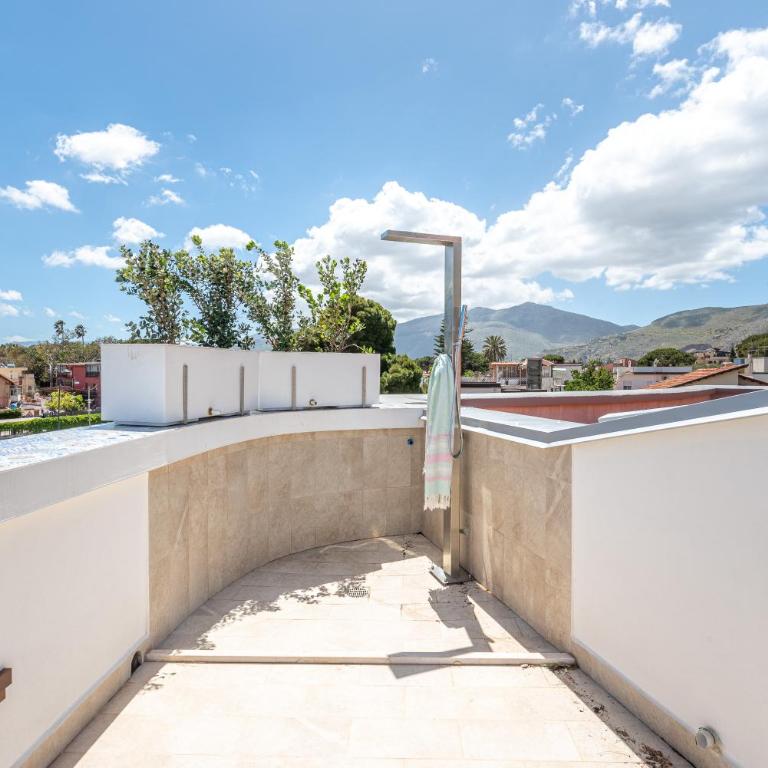 La Terrazza Del Sole di Mondello - Deluxe Doppelzimmer mit Balkon und Meerblick - 48