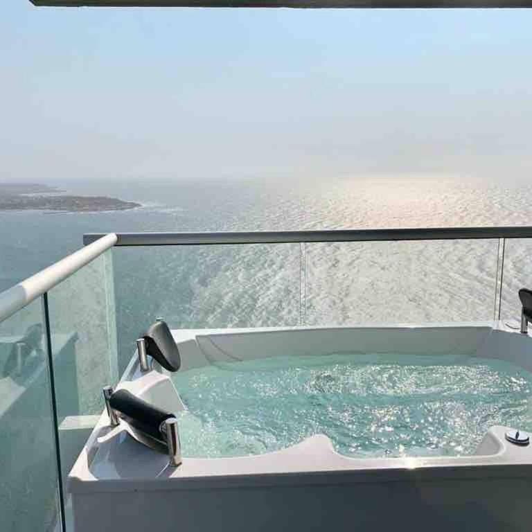 3 Bedroom Sunset penthouse private jacuzzi - Apartment - 1
