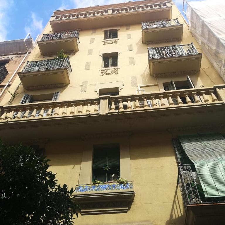 ApartEasy - Gracia Market 2bedroom with balcony - Apartamento de 2 dormitorios - 22