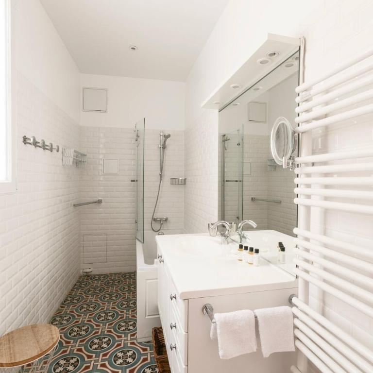 The Refined Parisian - Appartement - 26