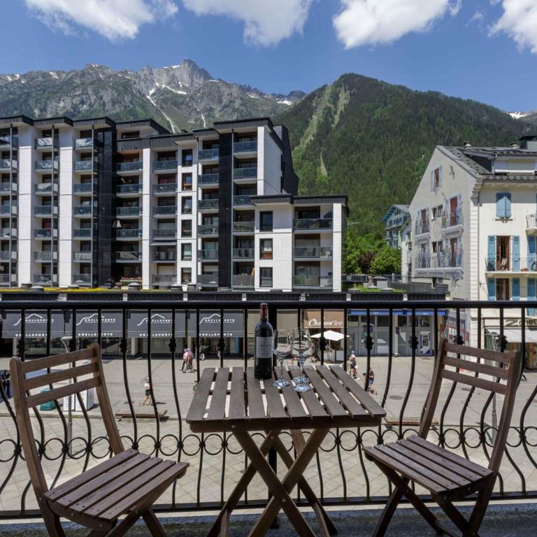 Apartment Balmat - Chamonix All Year - Two-Bedroom Apartment - 1