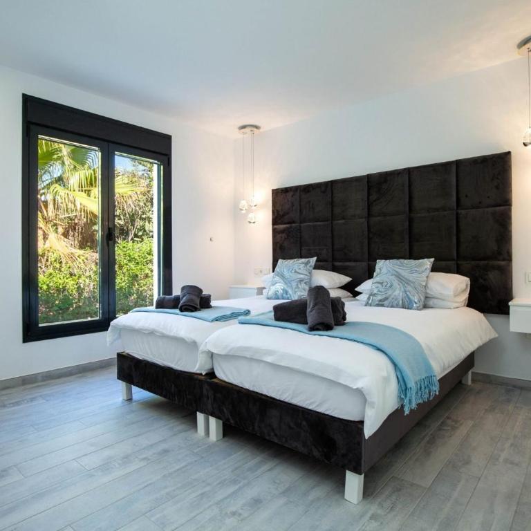 Villa Las Farolas - Luxury Villa El Faro - Villa with Private Pool - 11