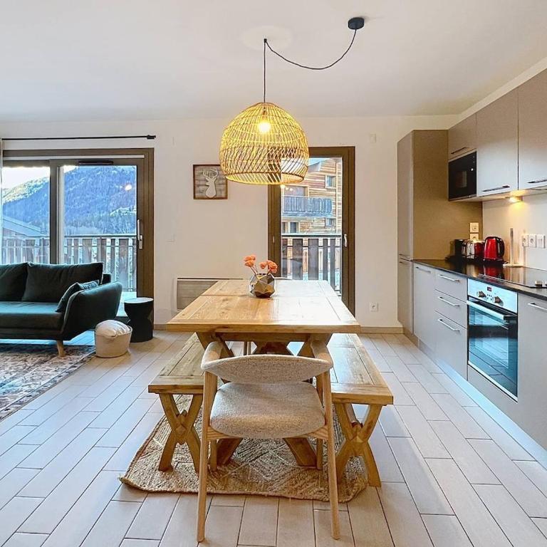 4 Elements Apt A14 - BO Immobilier - Châtel Multipass 2026 en Été en option à 4euros par jour et par personne - Appartement 2 Chambres - 7