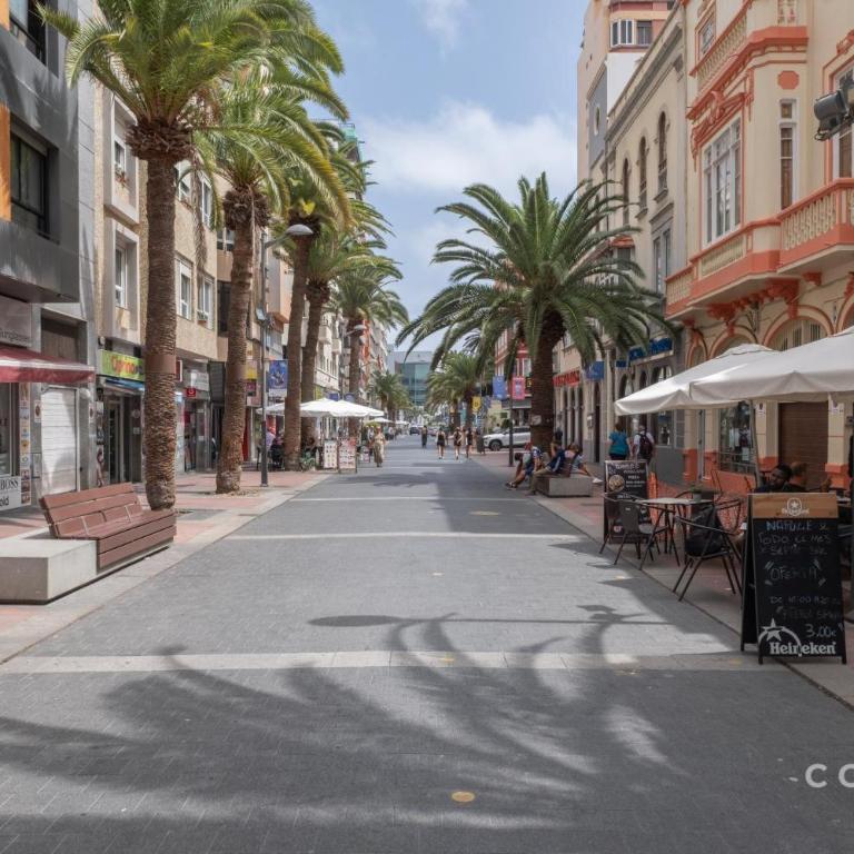 Coraline House - Superior One-Bedroom Apartment with Balcony - 2