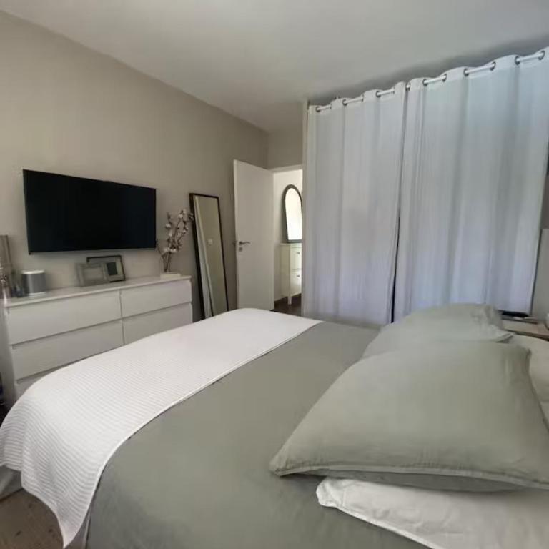Villa familiale tout confort piscine privée - Villa 3 Chambres - 2