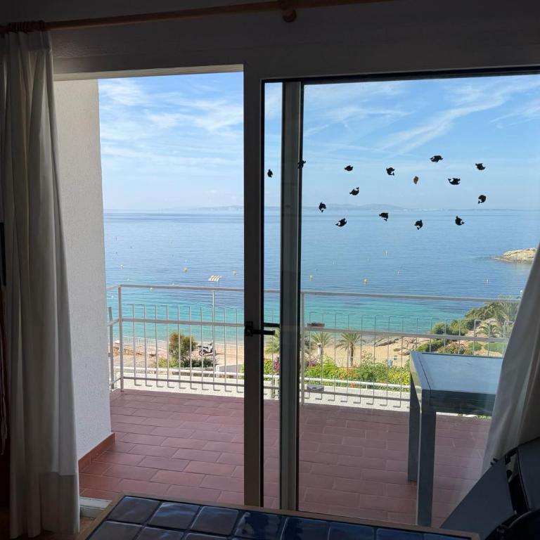 Santa Llucia Apartaments - Apartamento de 2 dormitorios con vistas al mar - 1