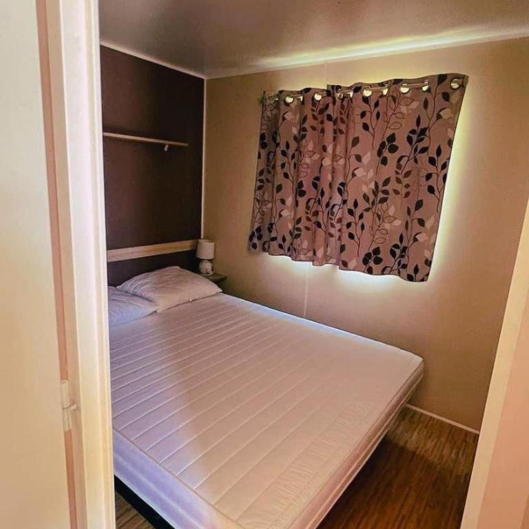Spacious chalet with furnished terrace - Chalet - 19