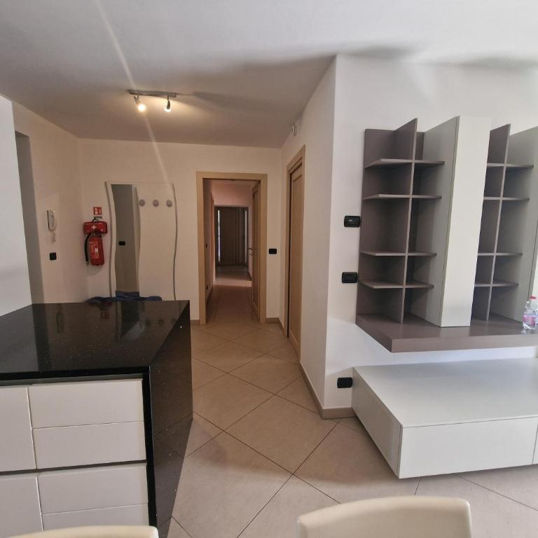 Parravicini Family Suite 3 Bedrooms - By the River & 5 min to Bernina Station - Ferienhaus mit 3 Schlafzimmern - 18