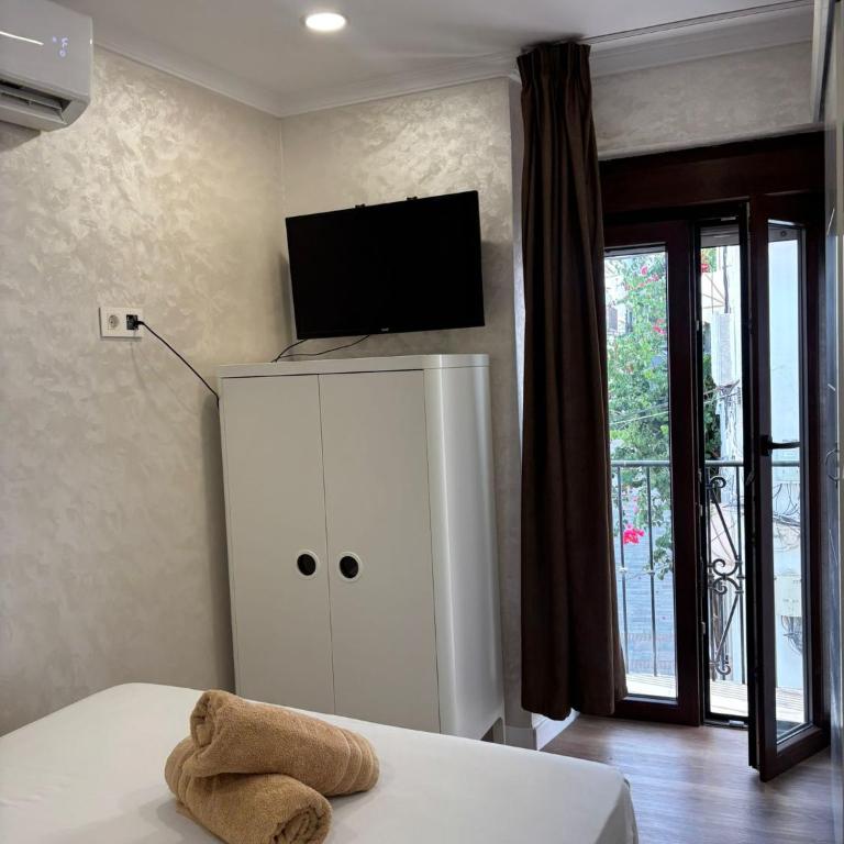 Boutique Princesa - Camera Matrimoniale con Balcone - 2