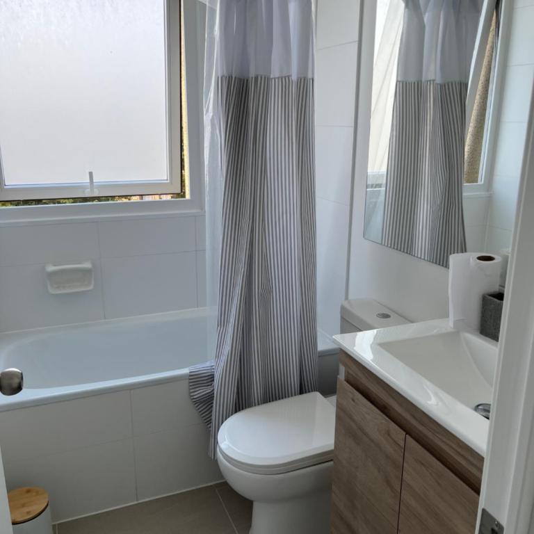 Condominio Laguna Mar - Depto Piso 10 - Two-Bedroom Apartment - 6