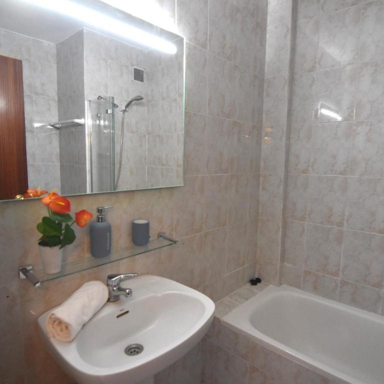 RNET - SYMAR - Studio - Studio-Apartment mit Balkon - 11