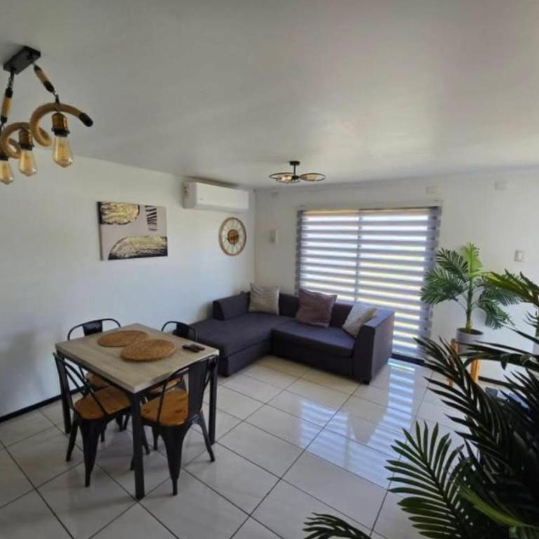 Benedista - One-Bedroom House - 3