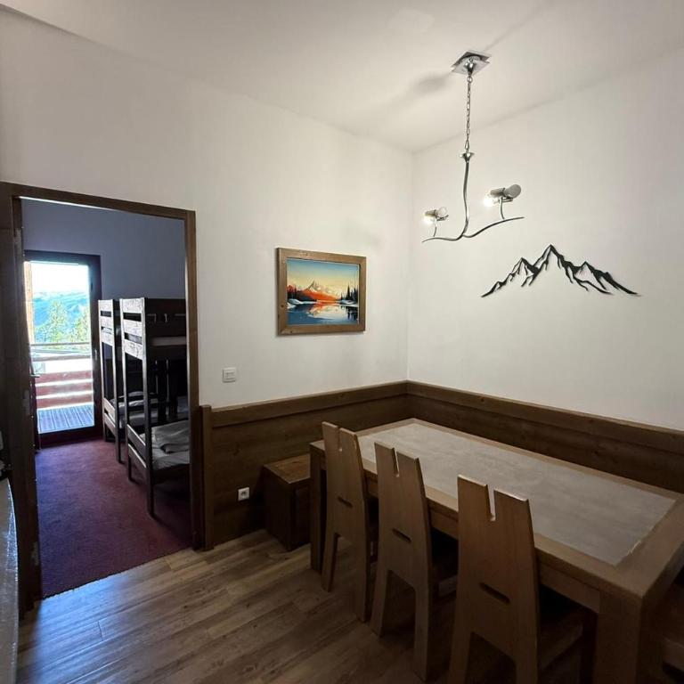 Risoul T4 10 pers Proche des pistes Piscine - Appartement - 11
