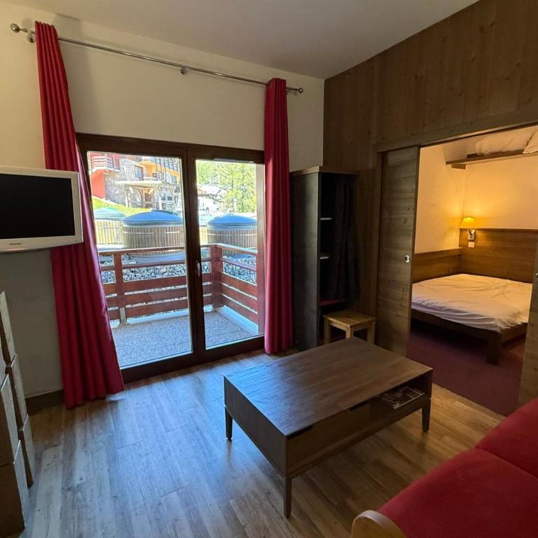 Risoul T4 10 pers Proche des pistes Piscine - Appartement - 9