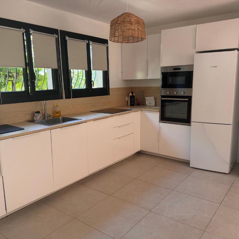 Grand T4 climatisé avec terrasse et Parking à Cavalaire-sur-Mer - Three-Bedroom Apartment - 9