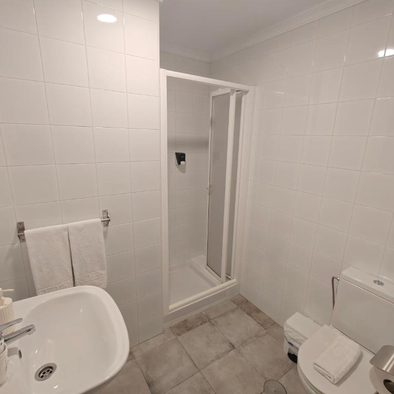 AYAMONTE ROOMS 43 - Camera Doppia con Letti Singoli con Bagno Privato Esterno - 4