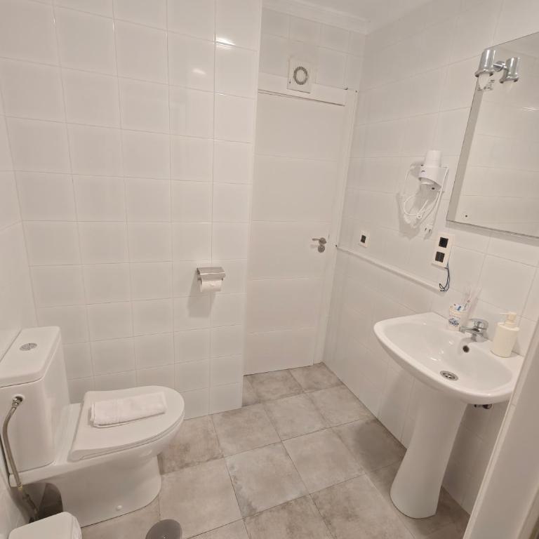 AYAMONTE ROOMS 43 - Camera Doppia con Letti Singoli con Bagno Privato Esterno - 6