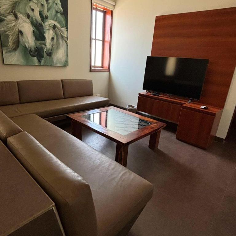 Hotel & Hacienda La Caravedo - Family Room - 1