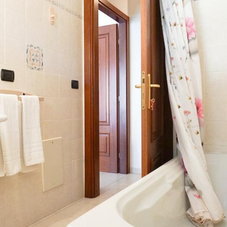 Europe 94 - Two-Bedroom Apartment - 18
