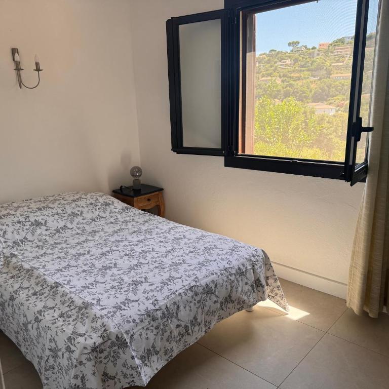 Grand T4 climatisé avec terrasse et Parking à Cavalaire-sur-Mer - Three-Bedroom Apartment - 12