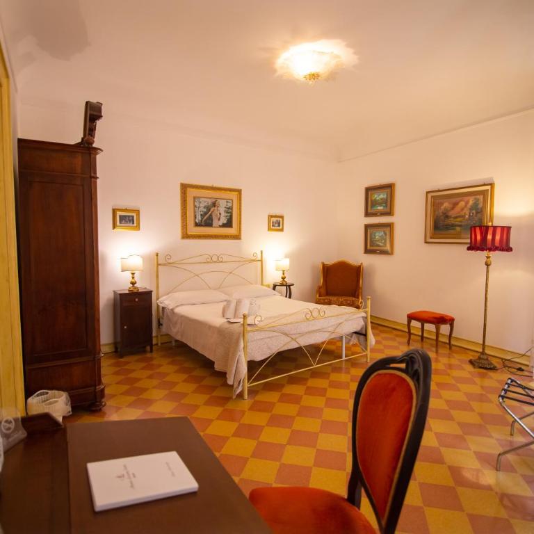 Atenea Luxury Suites - Atenea Collection - Camera Matrimoniale Deluxe con Balcone - 1