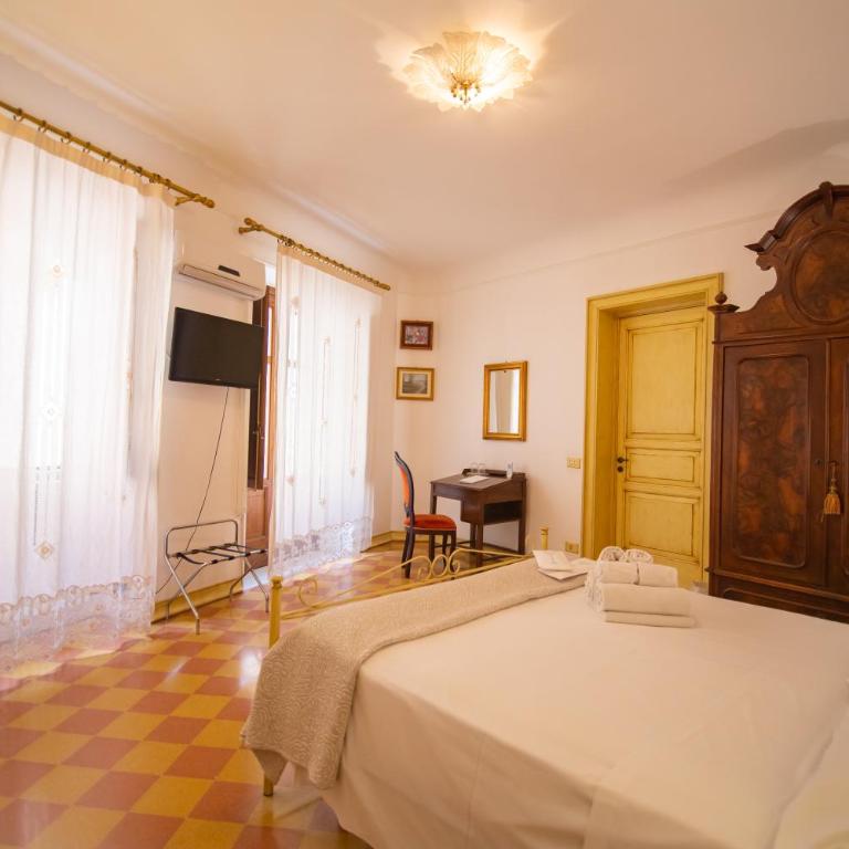 Atenea Luxury Suites - Atenea Collection - Camera Matrimoniale Deluxe con Balcone - 15