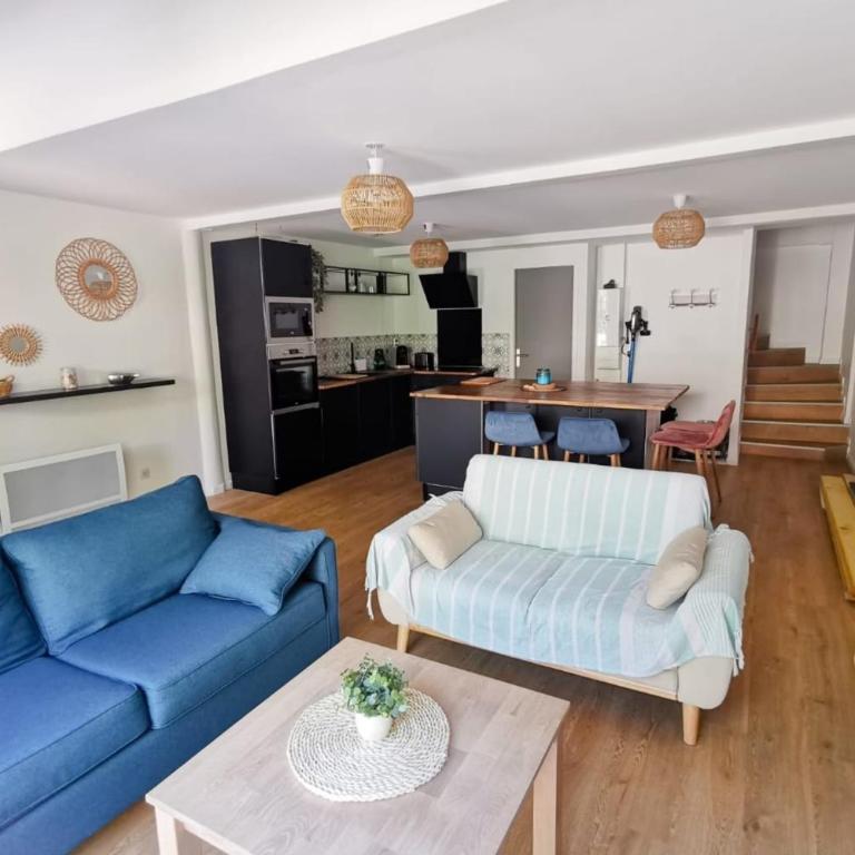Duplex House With Large Terrace And Garden - Appartement - 4