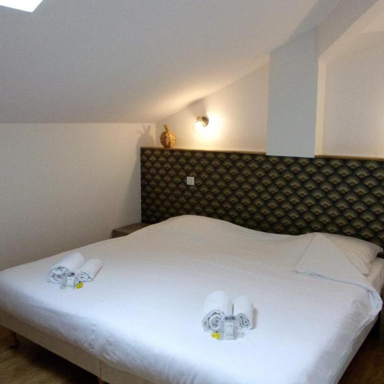 Duplex House With Large Terrace And Garden - Appartement - 8