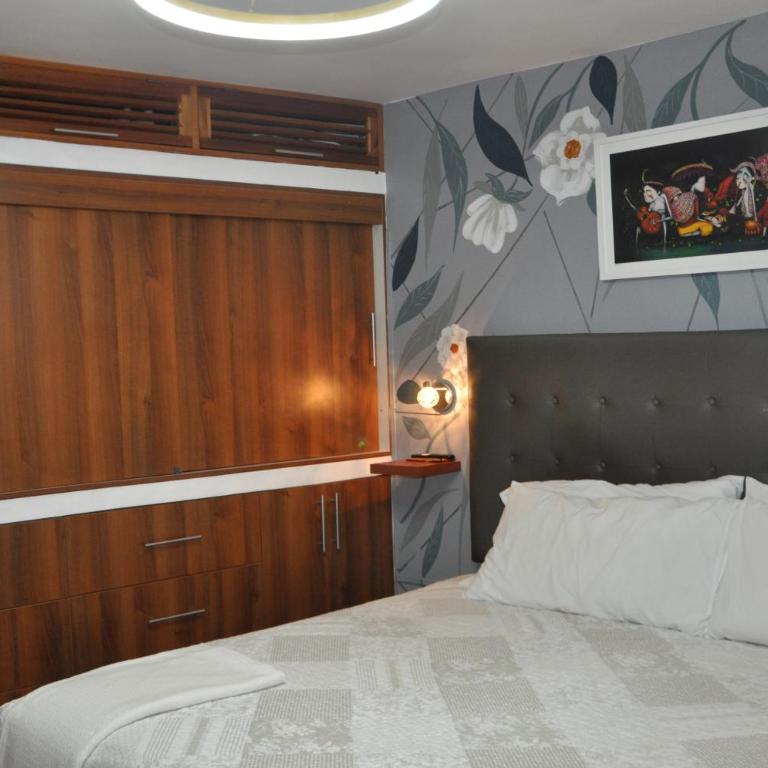 Hatuchay Inka Apart Hotel - Two-Bedroom Apartment with Balcony and Terrace - 2