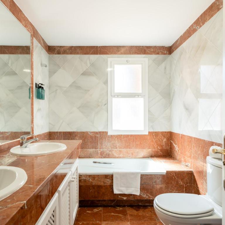 Banus Palm Garden - Stylish Stay & Prime Location - Appartamento con 2 Camere da Letto e Terrazza - 24