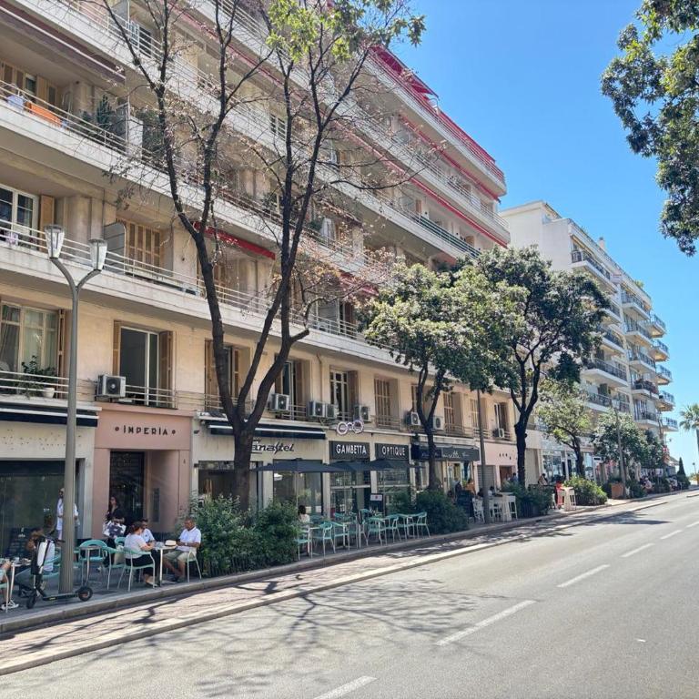 50 m de la plage et 60 m carre au centre - Apartamento de 2 dormitorios - 18