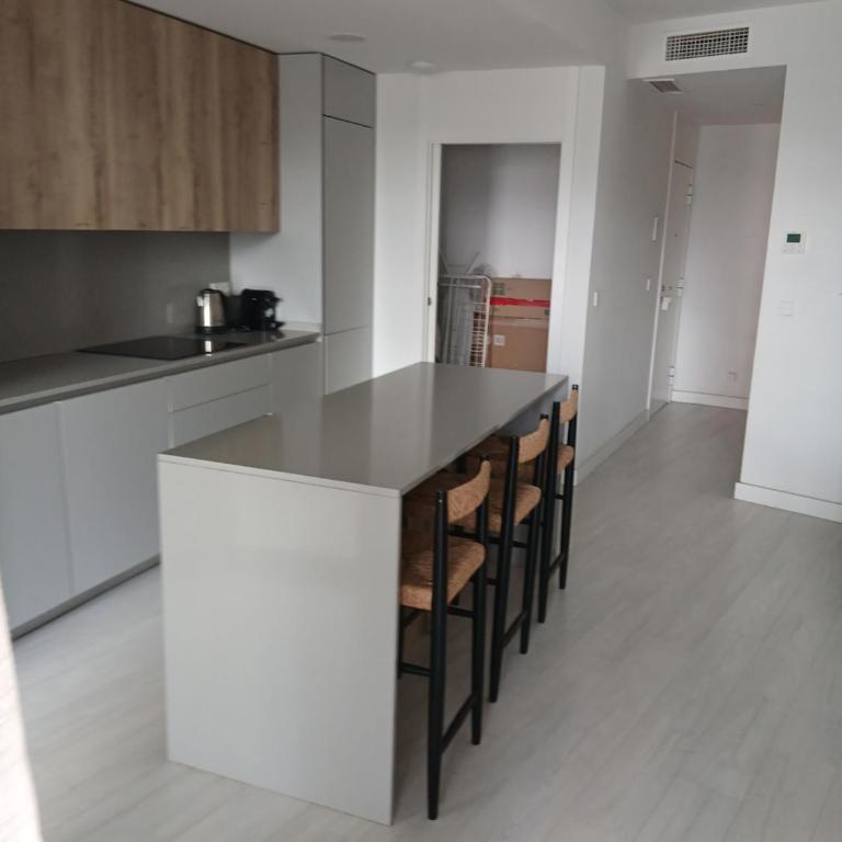 Apartamento luminoso con terraza privada - Apartamento de 2 dormitorios - 40