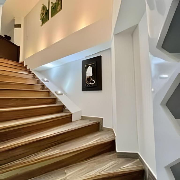 Suntuoso y Amplio - Estrato 5 - Two-Bedroom Deluxe Apartment with Balcony - 8