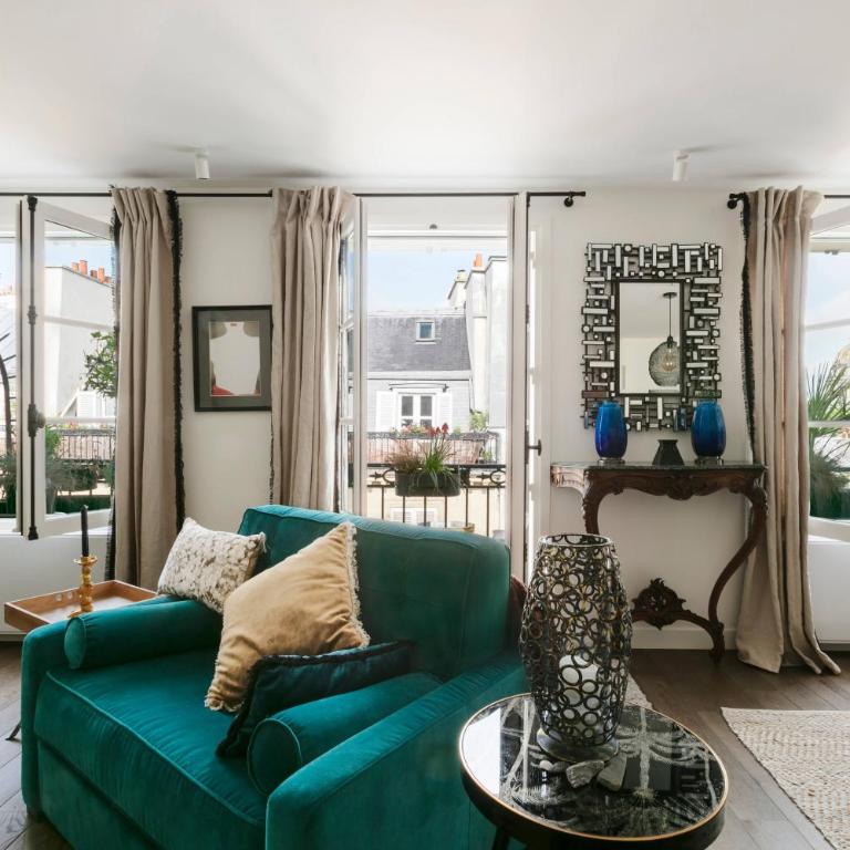 Rue Barbet de Jouy - Appartement - 2