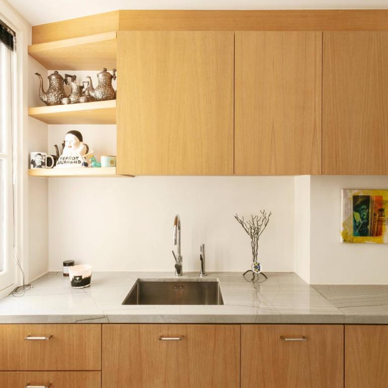 Rue Barbet de Jouy - Appartement - 13