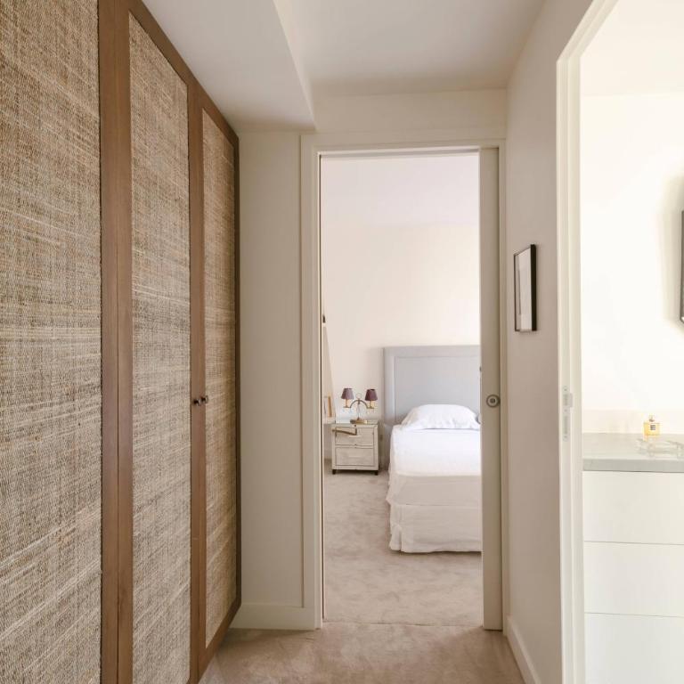 Rue Barbet de Jouy - Appartement - 15