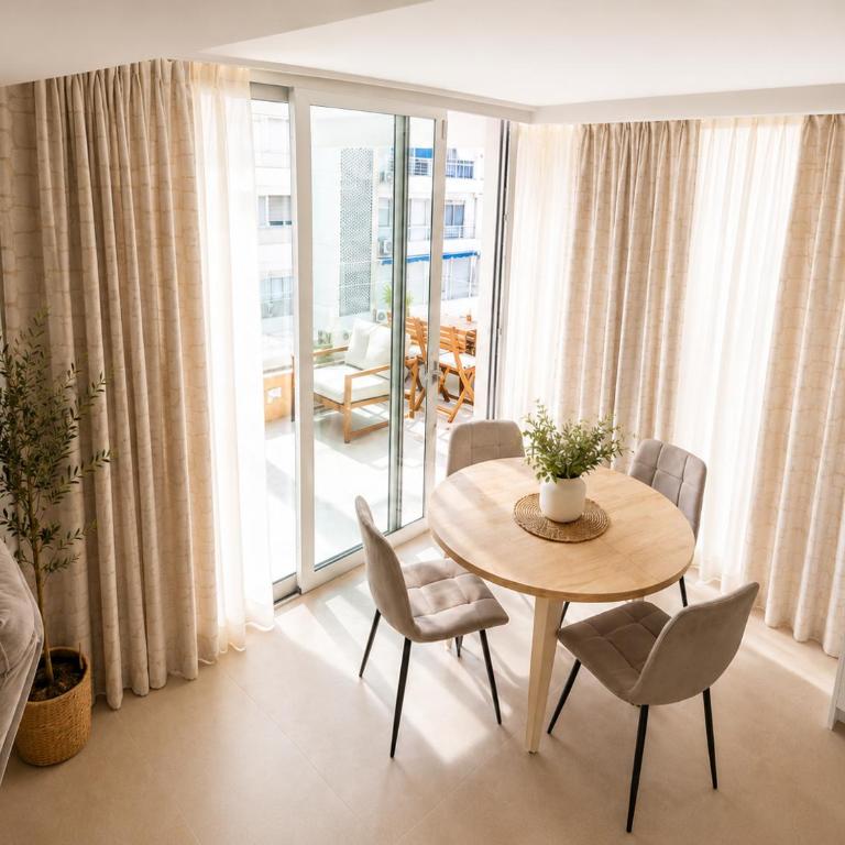 Beach Apartment in Torre del Mar - Three-Bedroom Apartment - 2