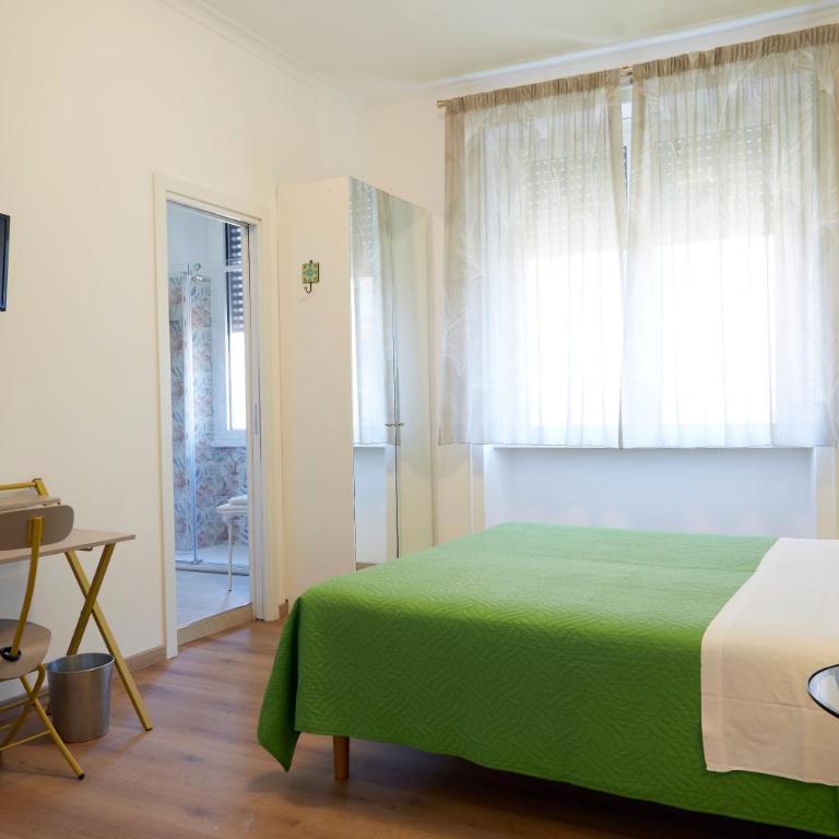 B&B Buongiornopigneto - Camera Matrimoniale/Doppia con Letti Singoli con Bagno - 2