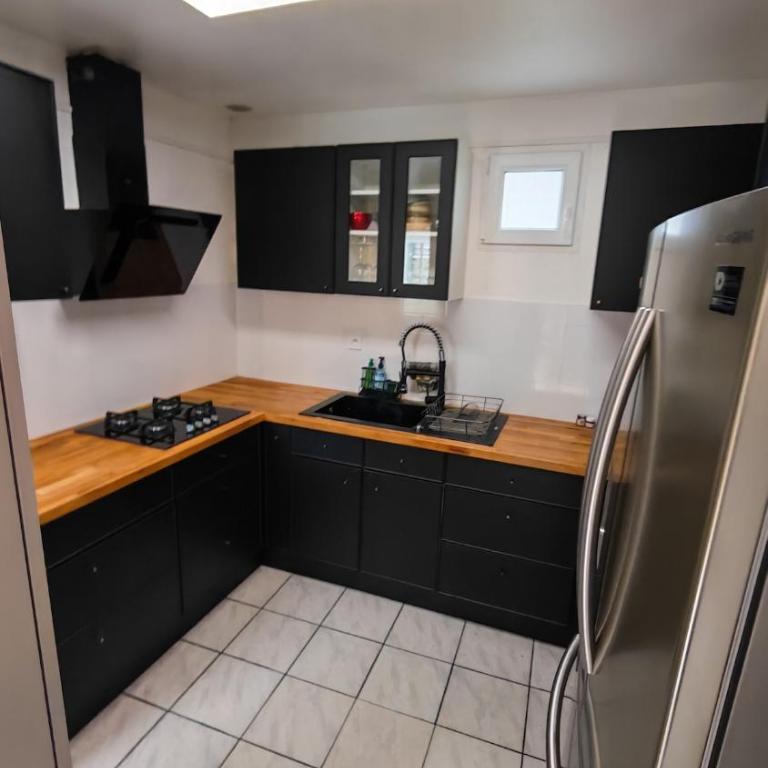 Peaceful accommodation close to Orléans city center - Apartamento de 2 dormitorios - 22
