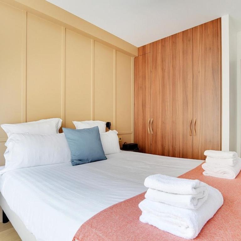 An exquisite 3-bedroom 3-bathroom apartment in Trocadéro - Eiffel Tower - Appartement - 8
