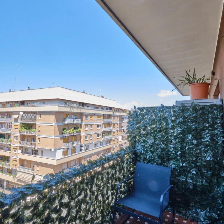 Luxury Vatican Suites - Camera Matrimoniale con Balcone - 4