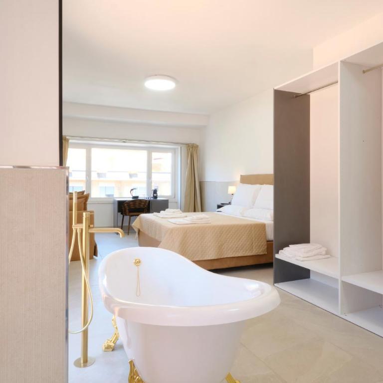 Luxury Vatican Suites - Camera Tripla Deluxe - 5
