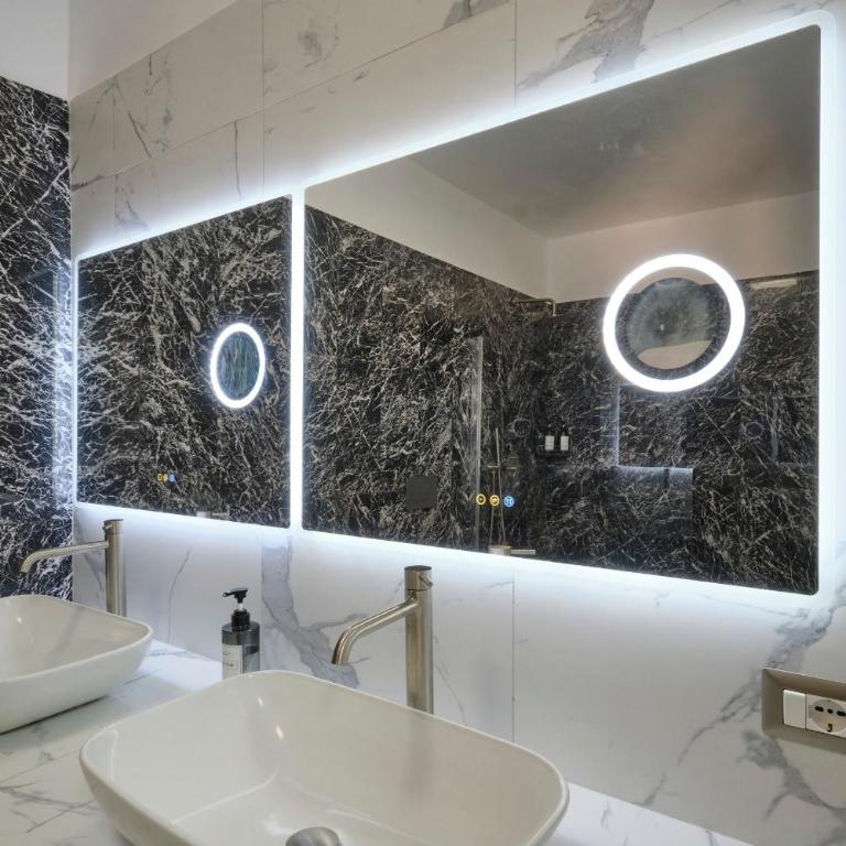 Luxury Vatican Suites - Camera Tripla Deluxe - 8